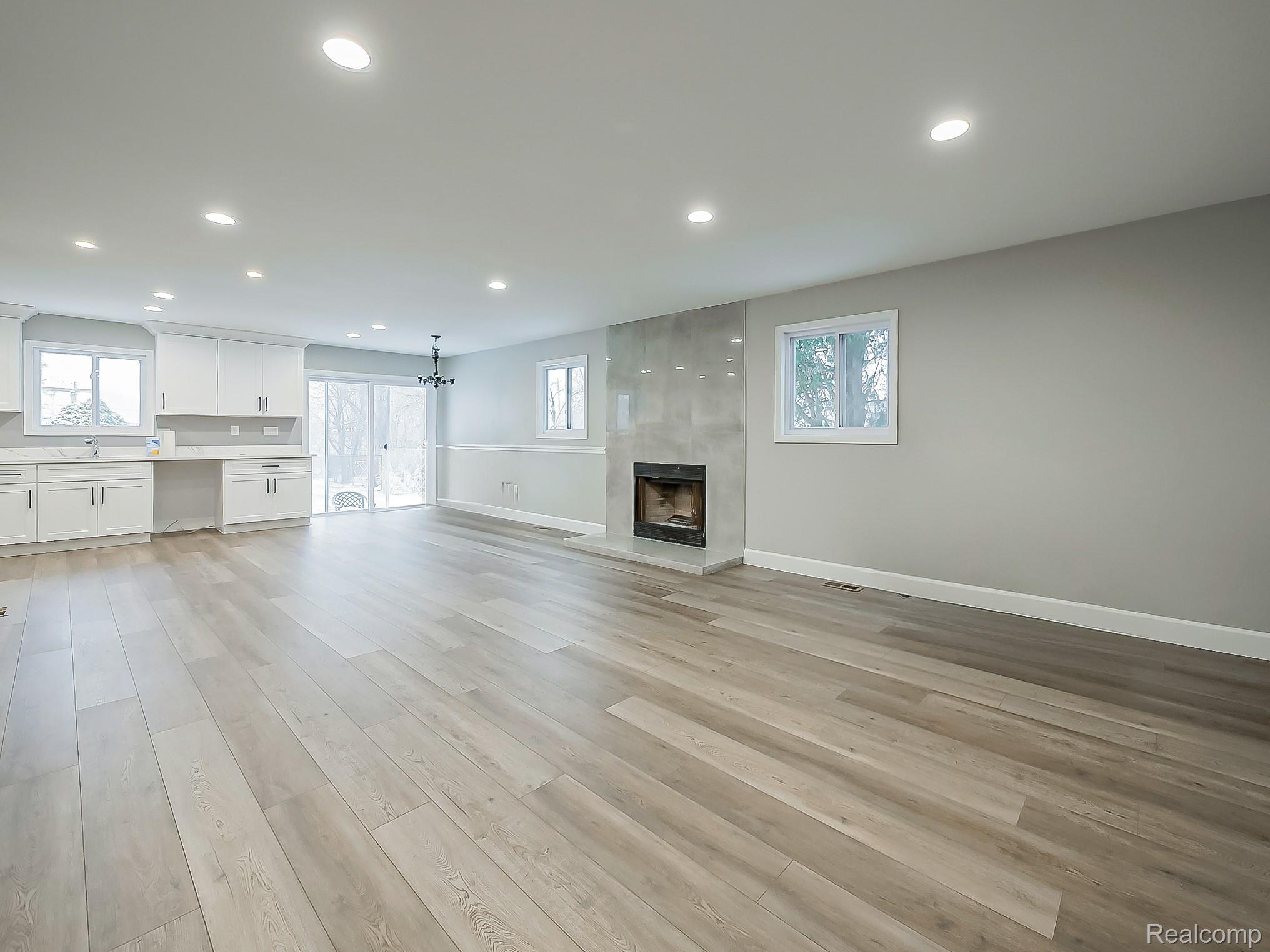 28139 Greening Street