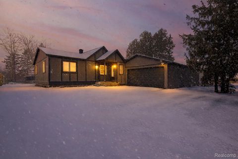 28139 Greening Street Farmington Hills City MI 48334