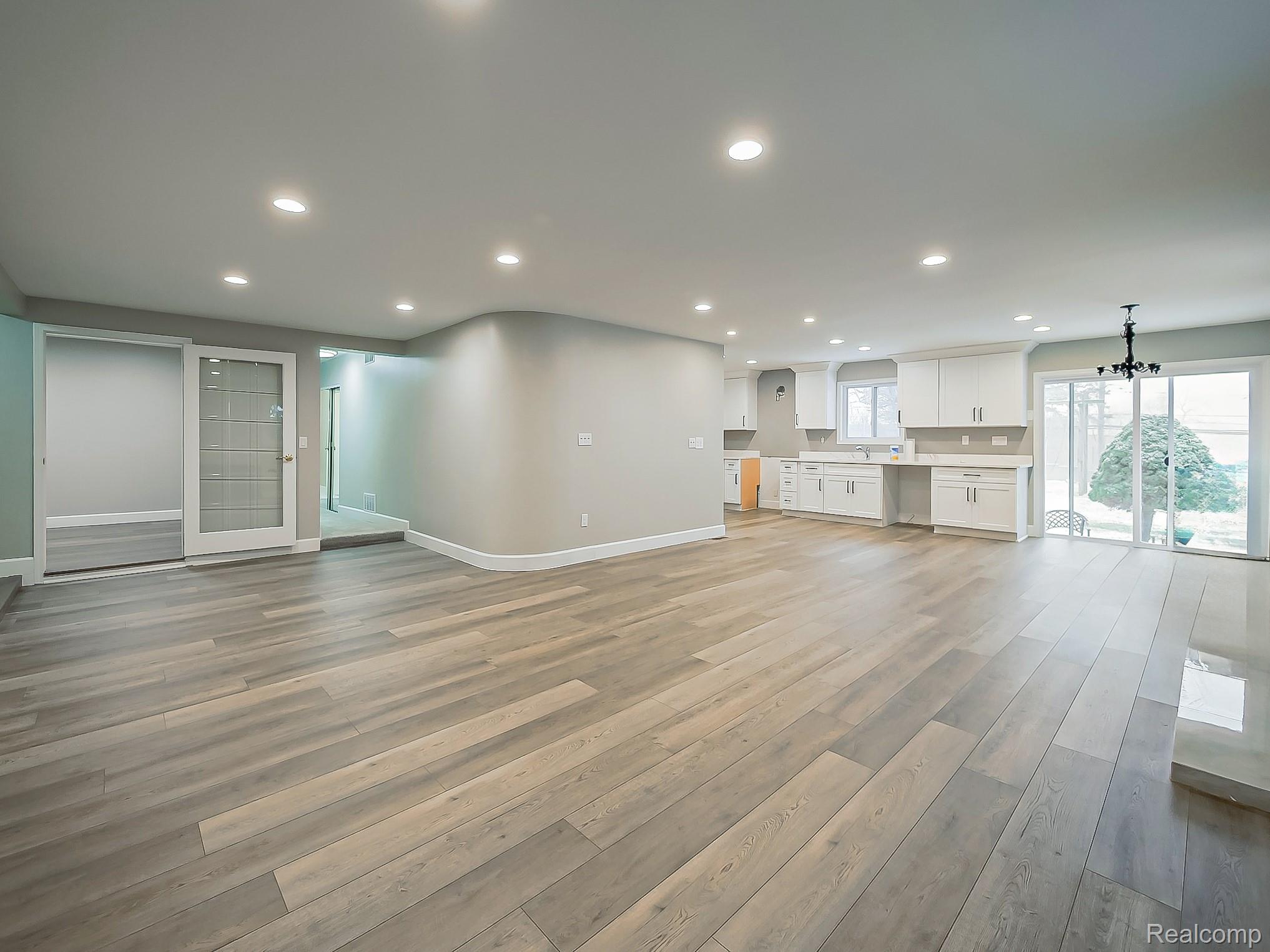 28139 Greening Street