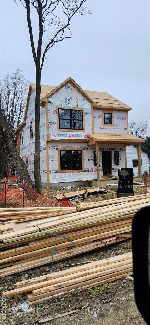 2700 VENDOME Avenue Rochester Hills City MI 48309