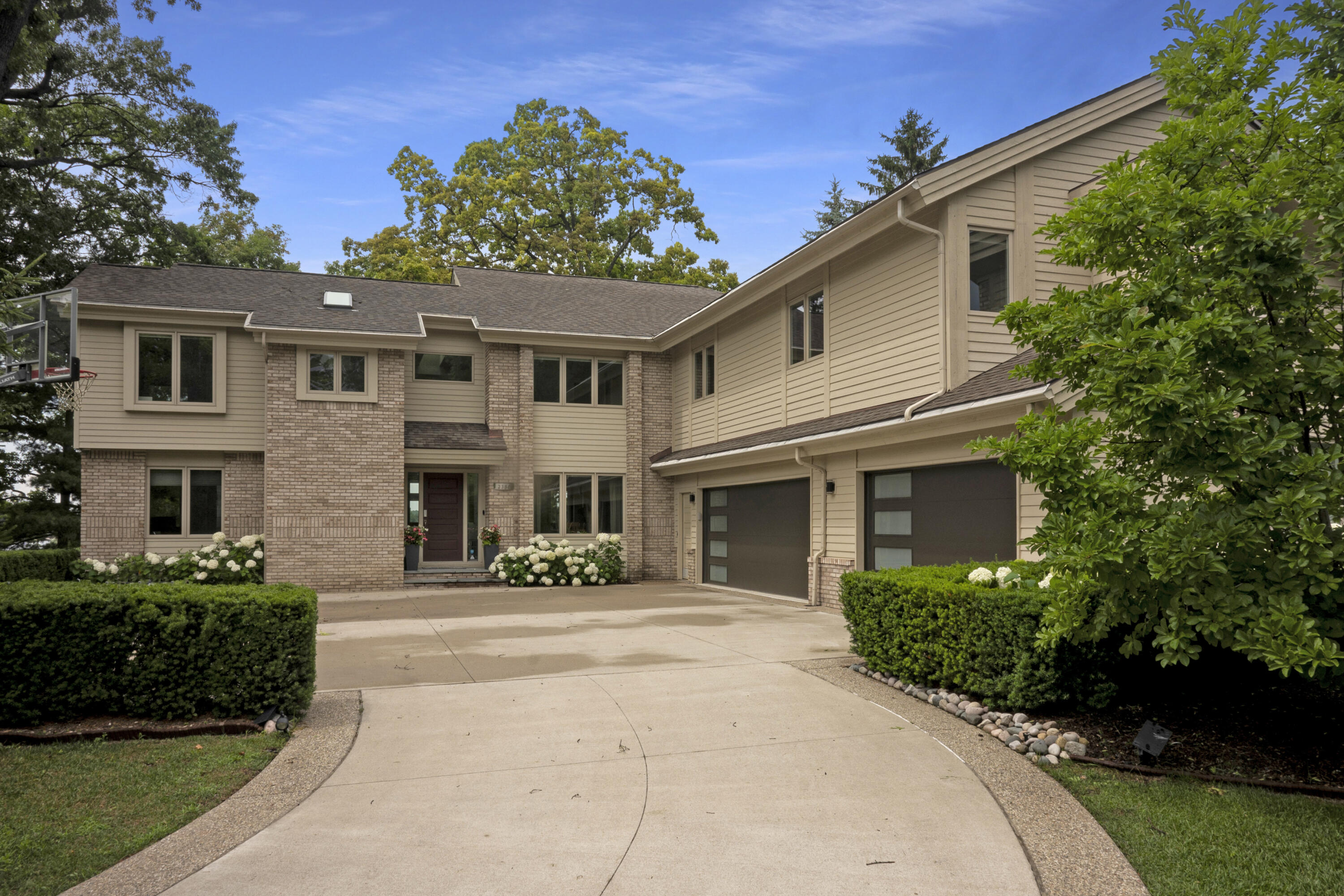 2380 Galaxy Way