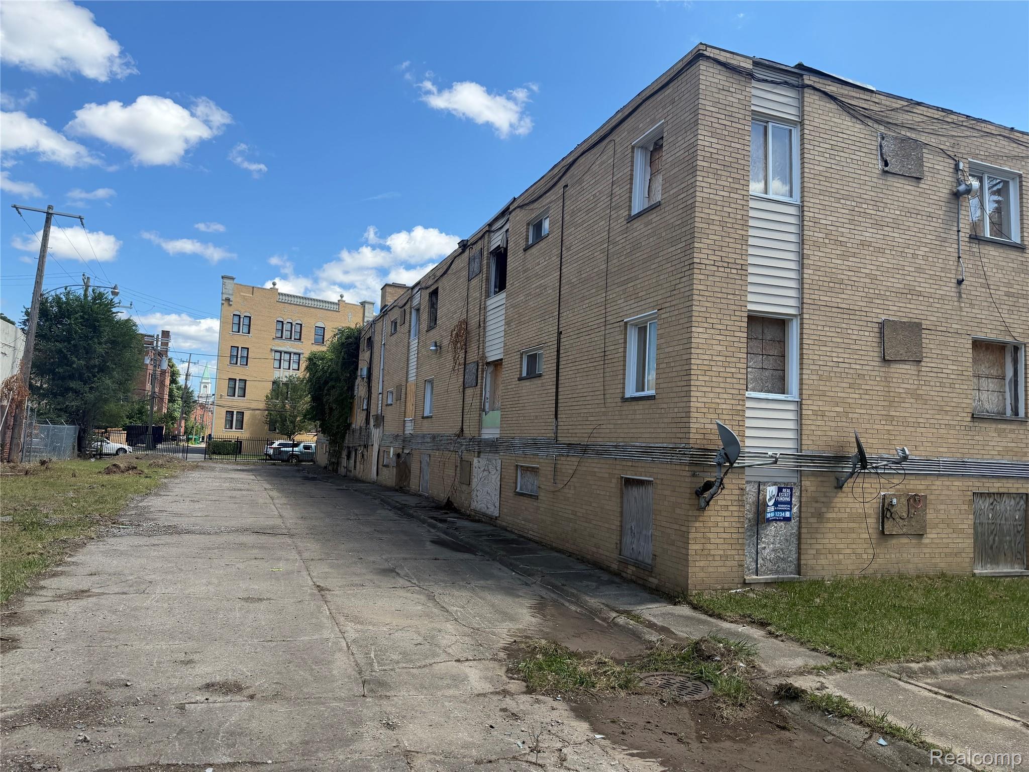 820 Merton Road