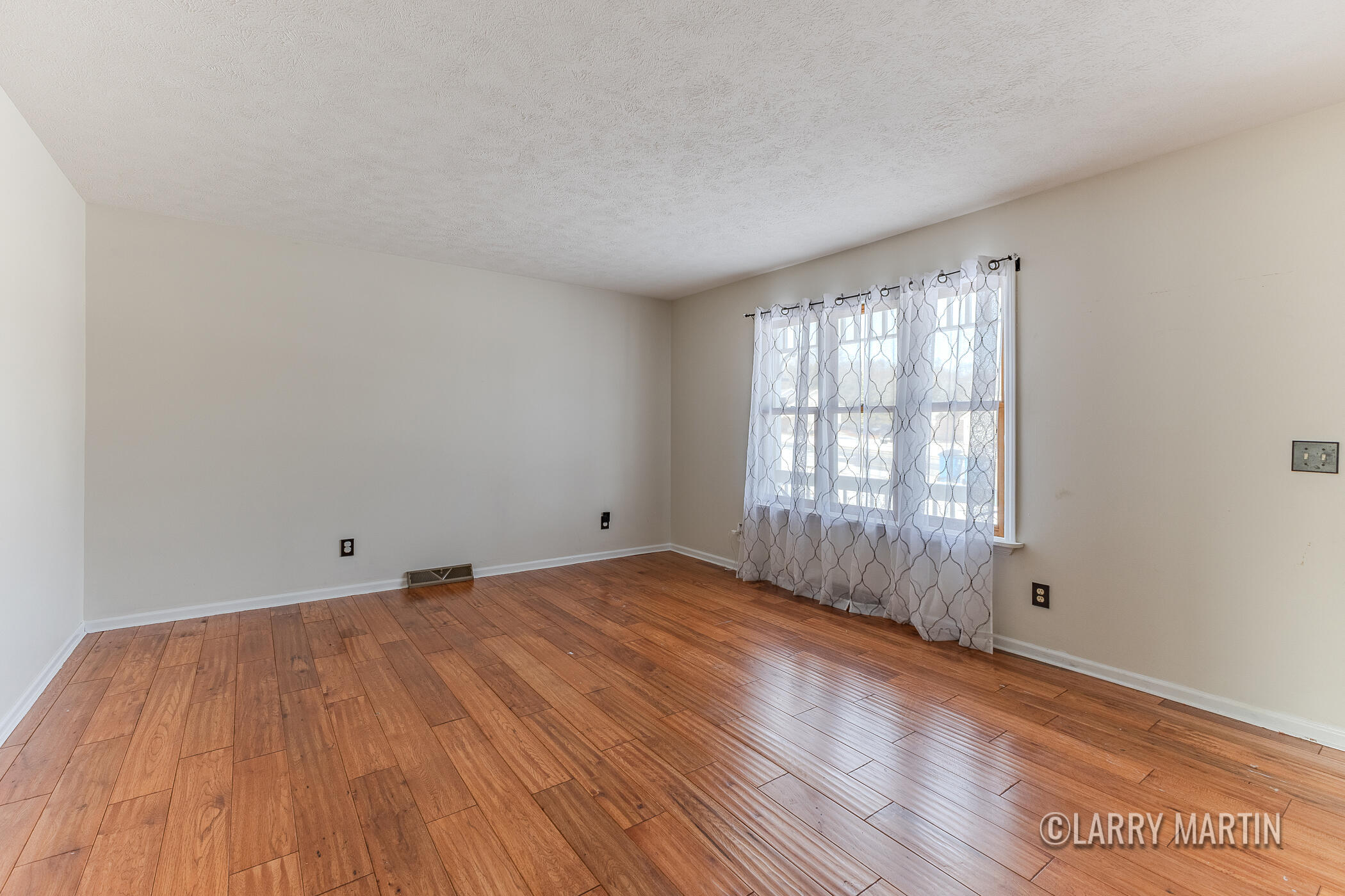 78 Rockview Drive NE