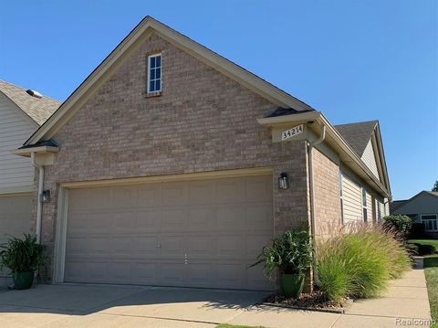 34214 BIRCHWAY Circle Sterling Heights City Macomb MI 48312