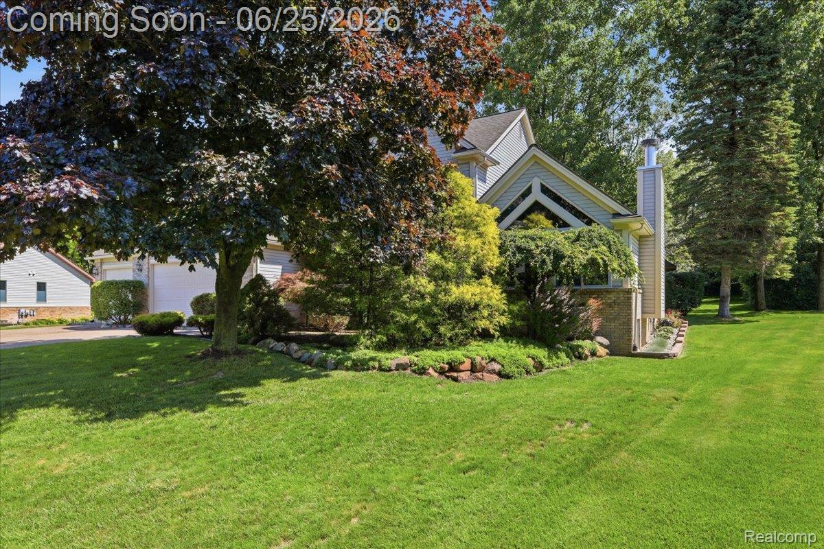 5762 Garnet Circle