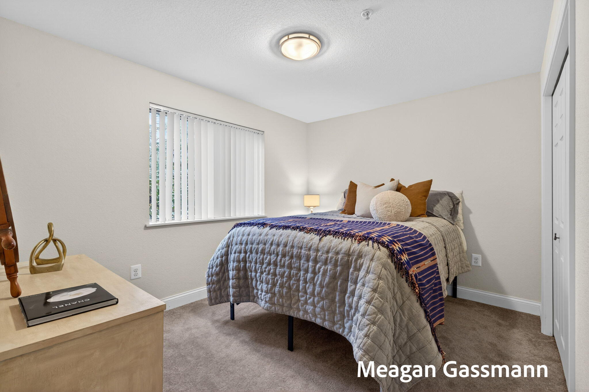 18400 N Ridge Court 8