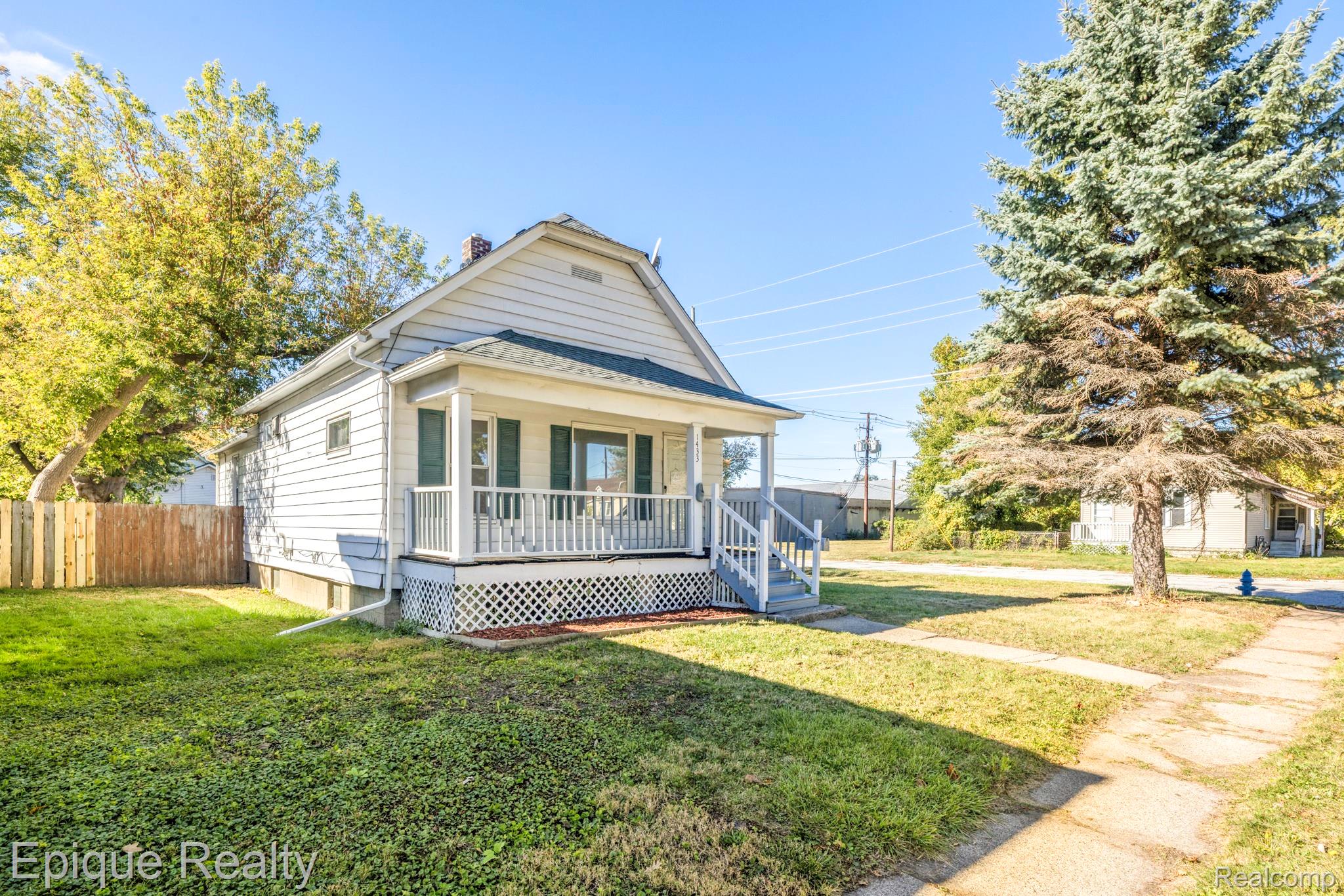 1433 Poplar Street