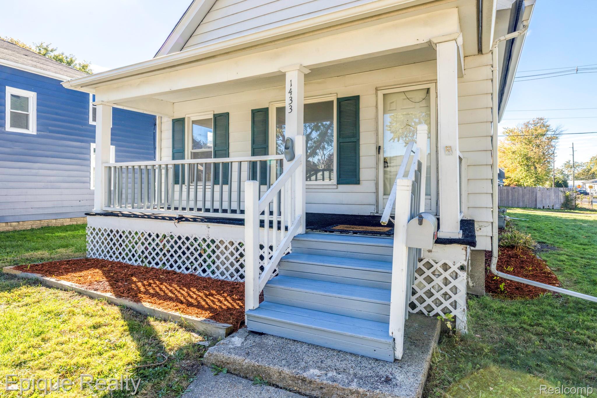 1433 Poplar Street