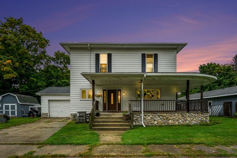 110 S 2nd Street Lawrence Village MI 49064