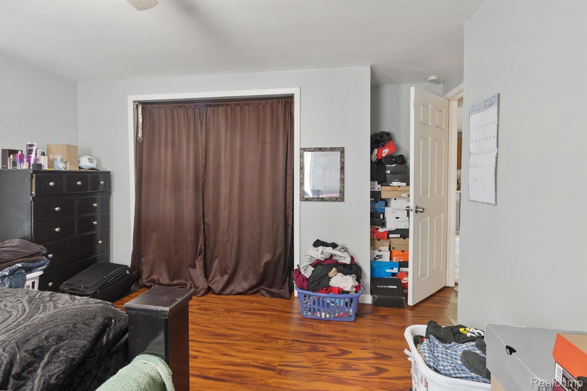 Dearborn Heights City, Michigan 48125, United States, 3 Bedrooms Bedrooms, ,1 BathroomBathrooms,Residential,Active,212964