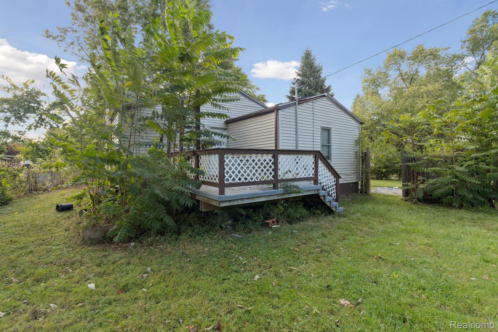 Dearborn Heights City, Michigan 48125, United States, 3 Bedrooms Bedrooms, ,1 BathroomBathrooms,Residential,Active,212964