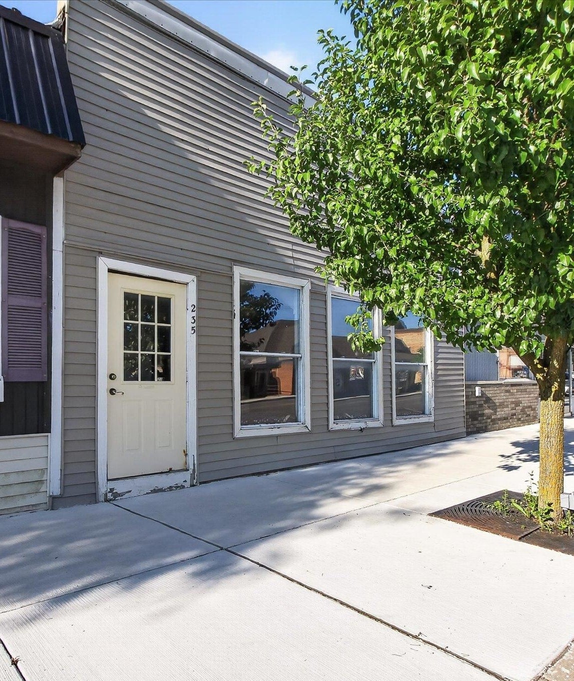 235 W Wright Avenue