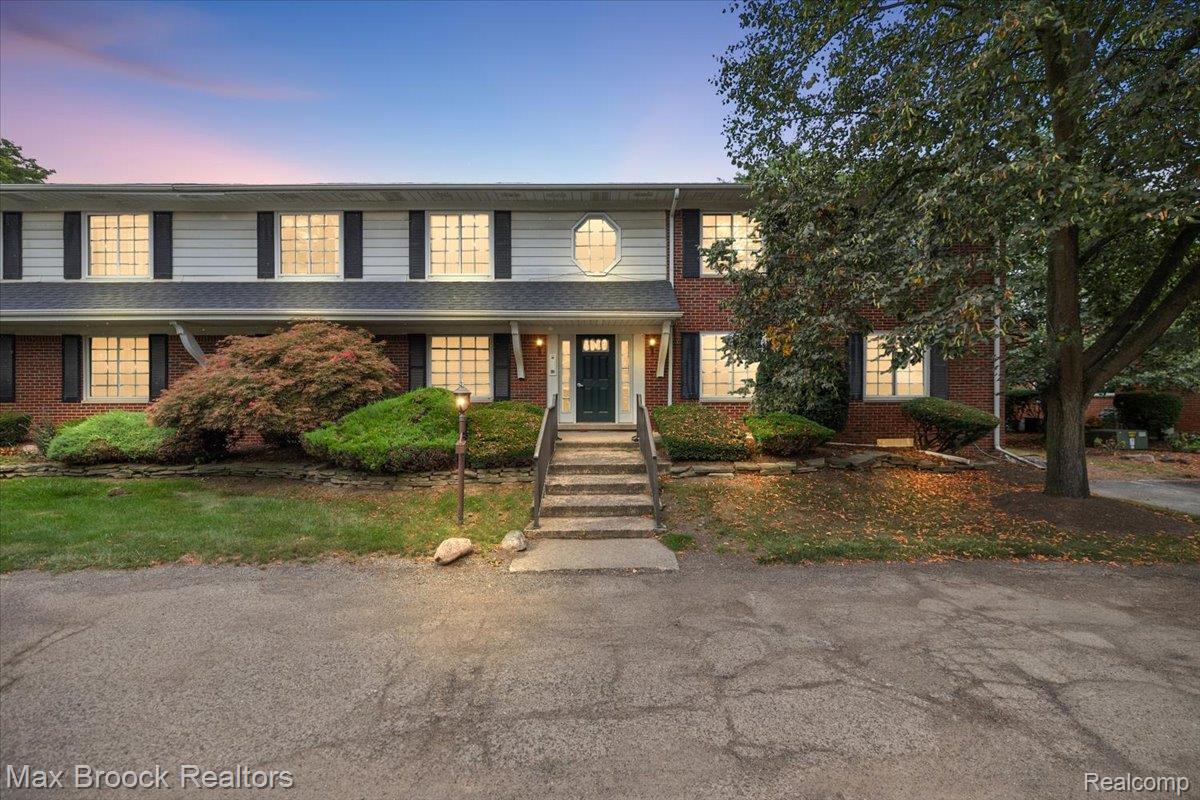 2449 Mulberry Square 31