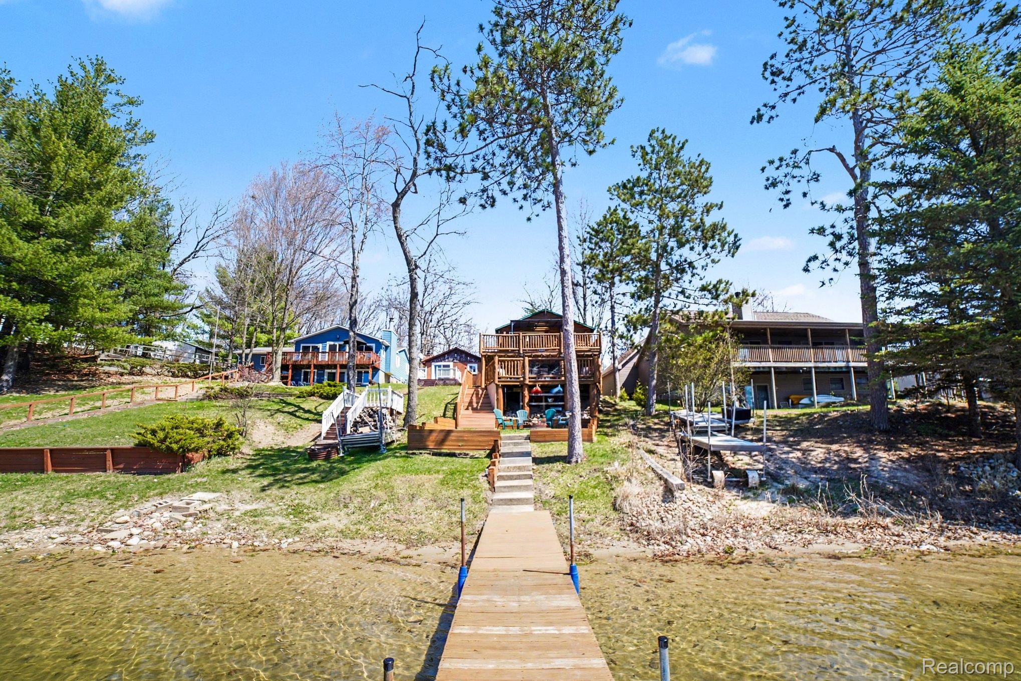 1360 Hillcrest Street