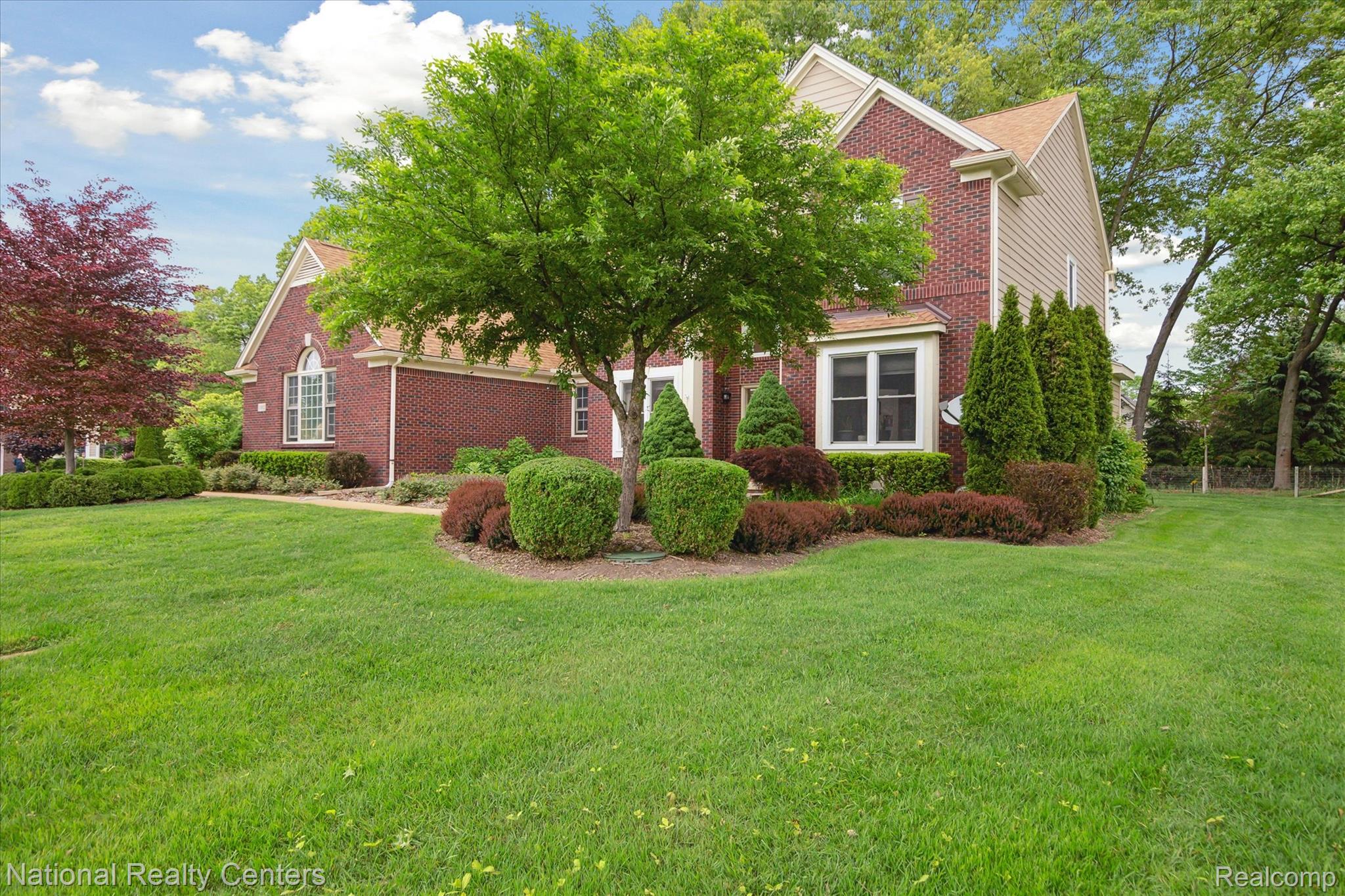 13802 FOREST RIDGE Circle