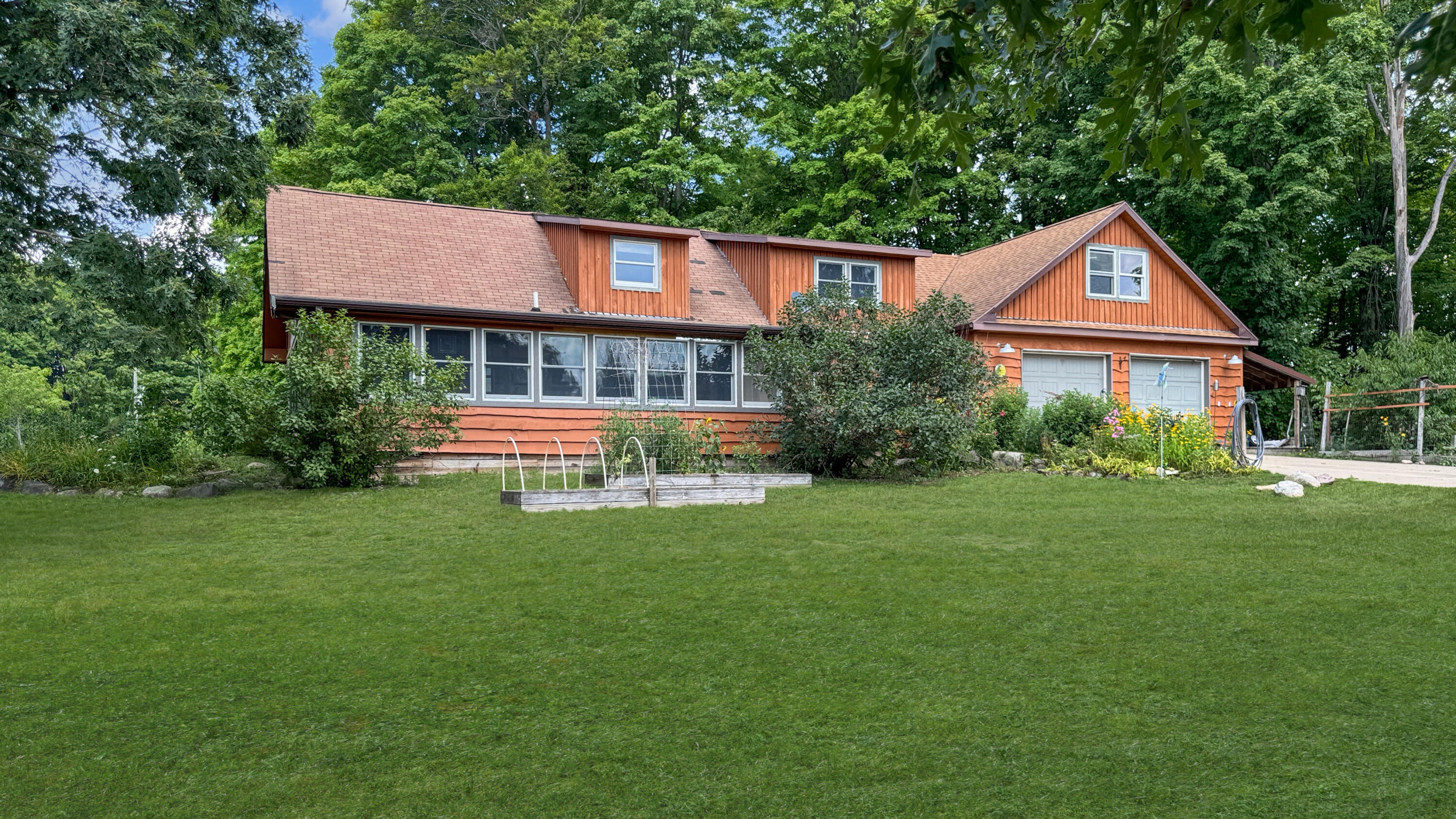 4353 E 6 MIle Road