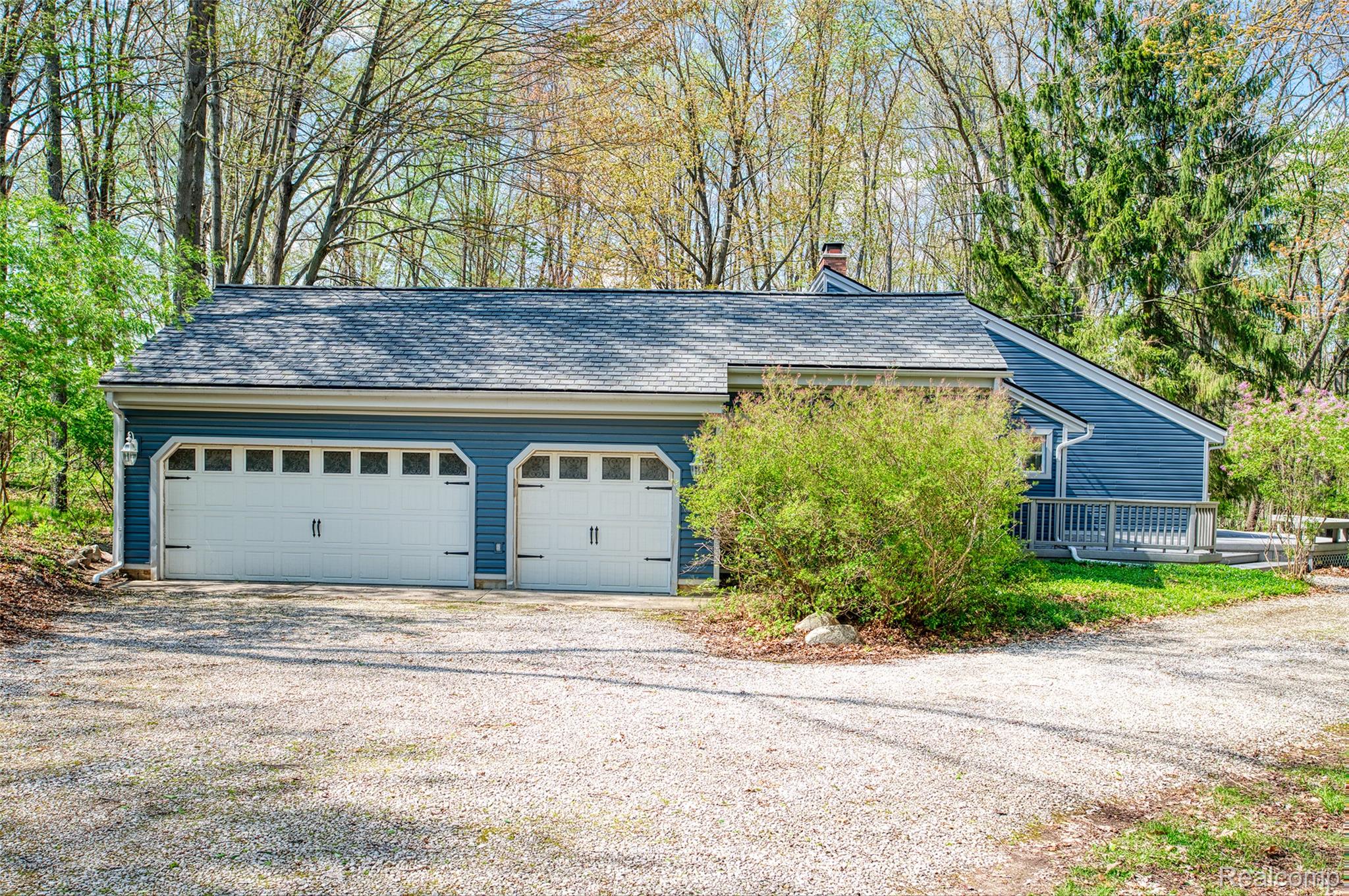 9800 Roberts Road