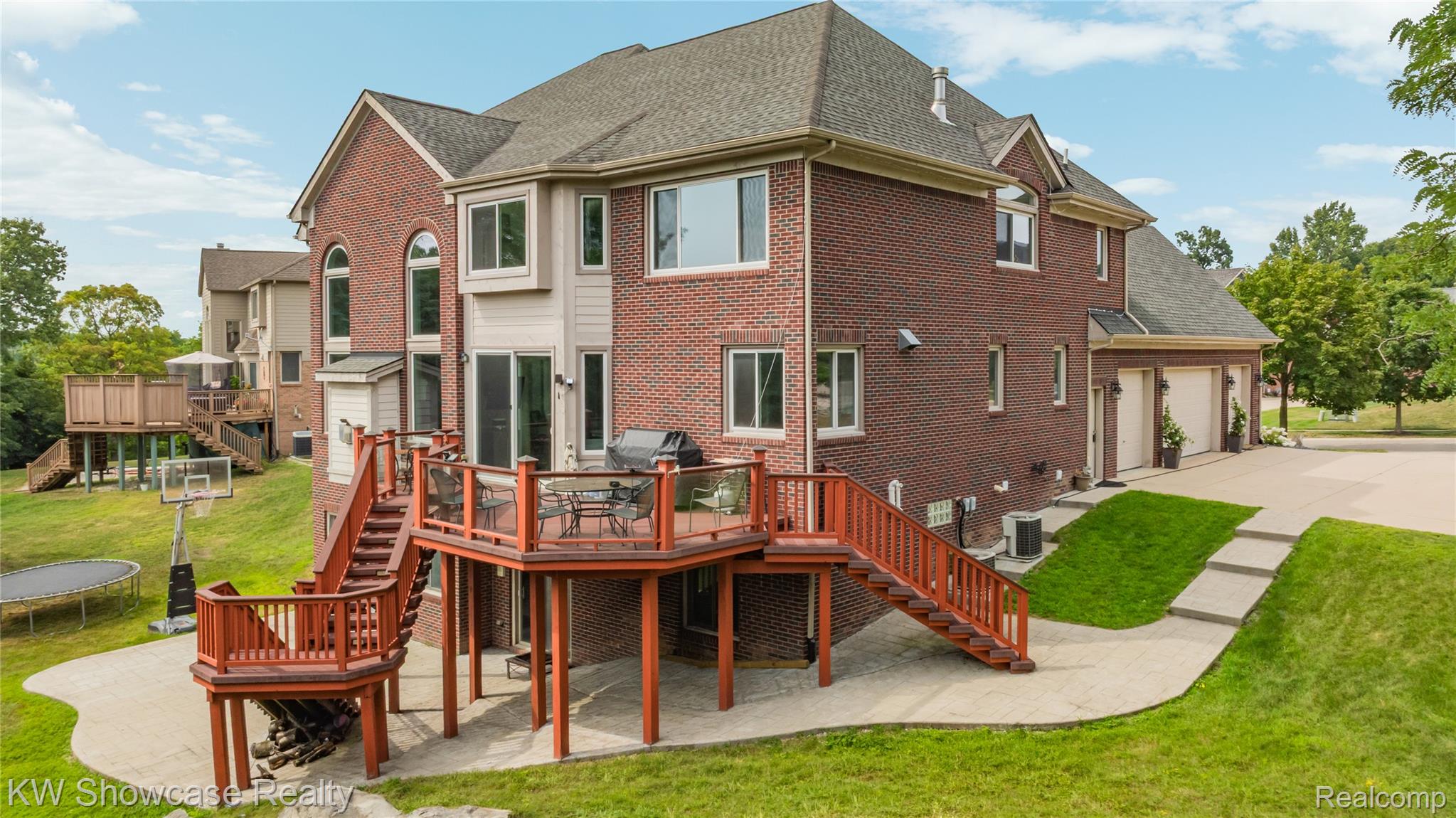 1803 Applebrook Drive