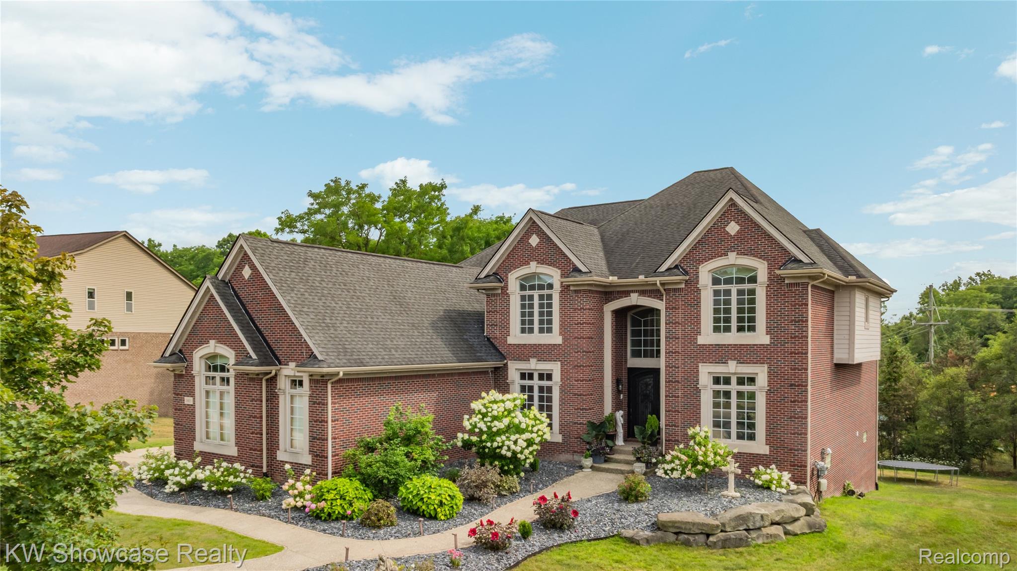 1803 Applebrook Drive