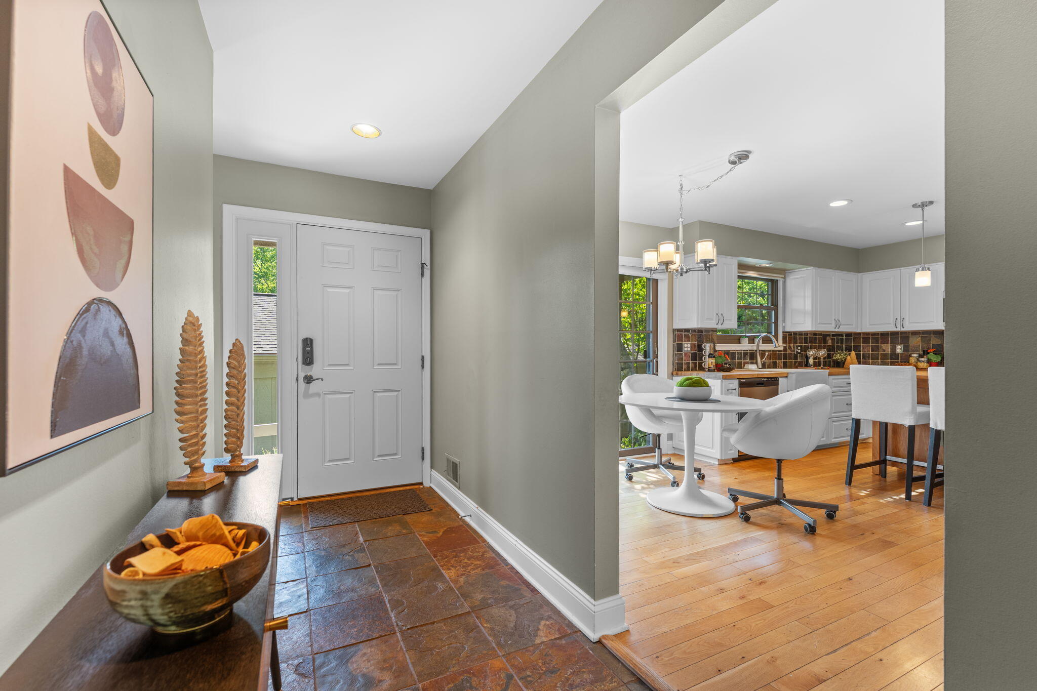 2202 Pine Grove Court