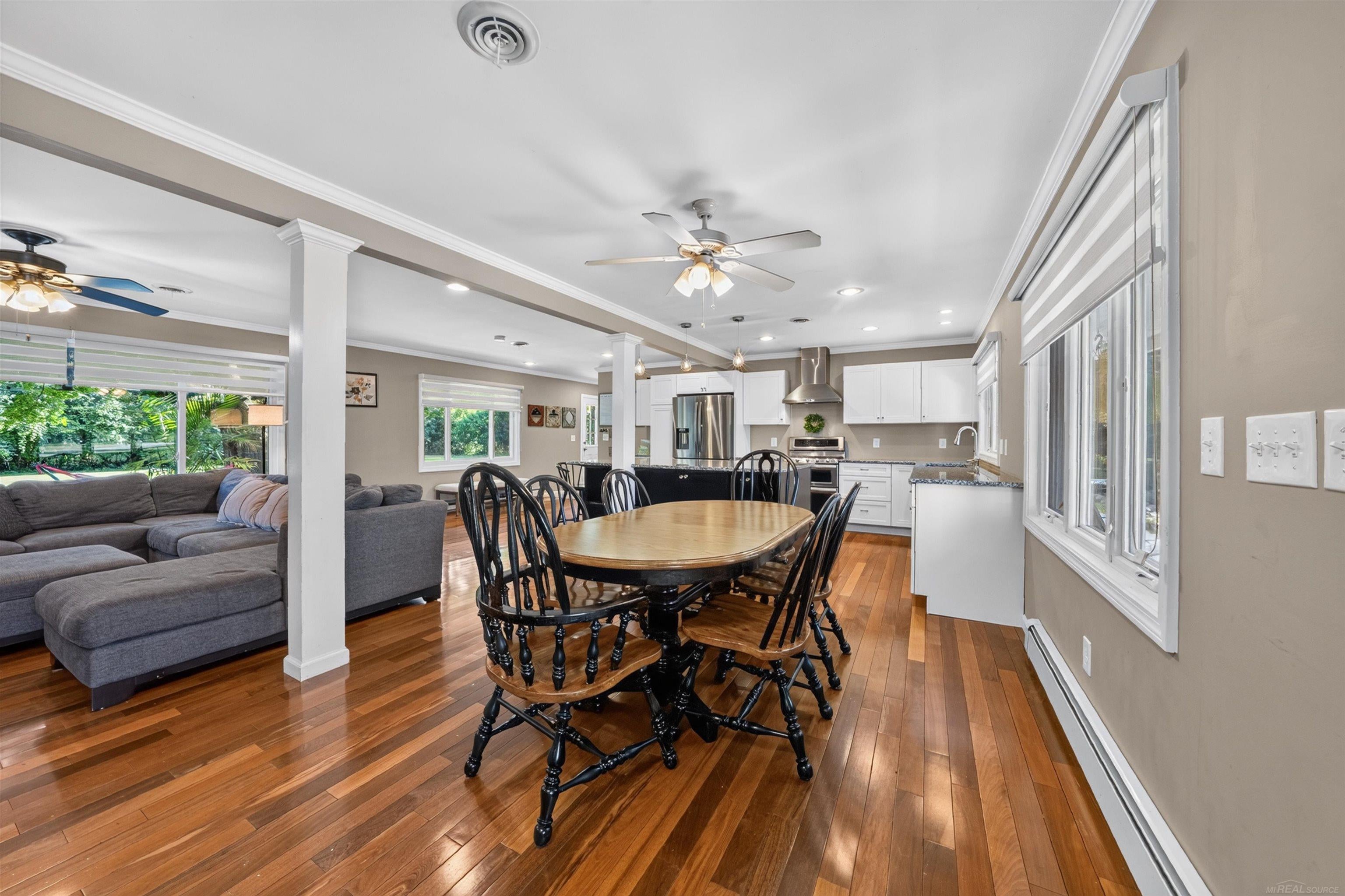 41306 Llewelyn Court