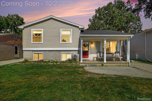 24055 MANILA ST, CLINTON TOWNSHIP, MI 48035 - Image 7c8c6a990ce7b3efce674b544ffbc3c3/3418240906
