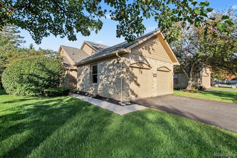 Photo of 4920 Fairways Drive, Genoa Township, MI 48116 (MLS # 20261079925)