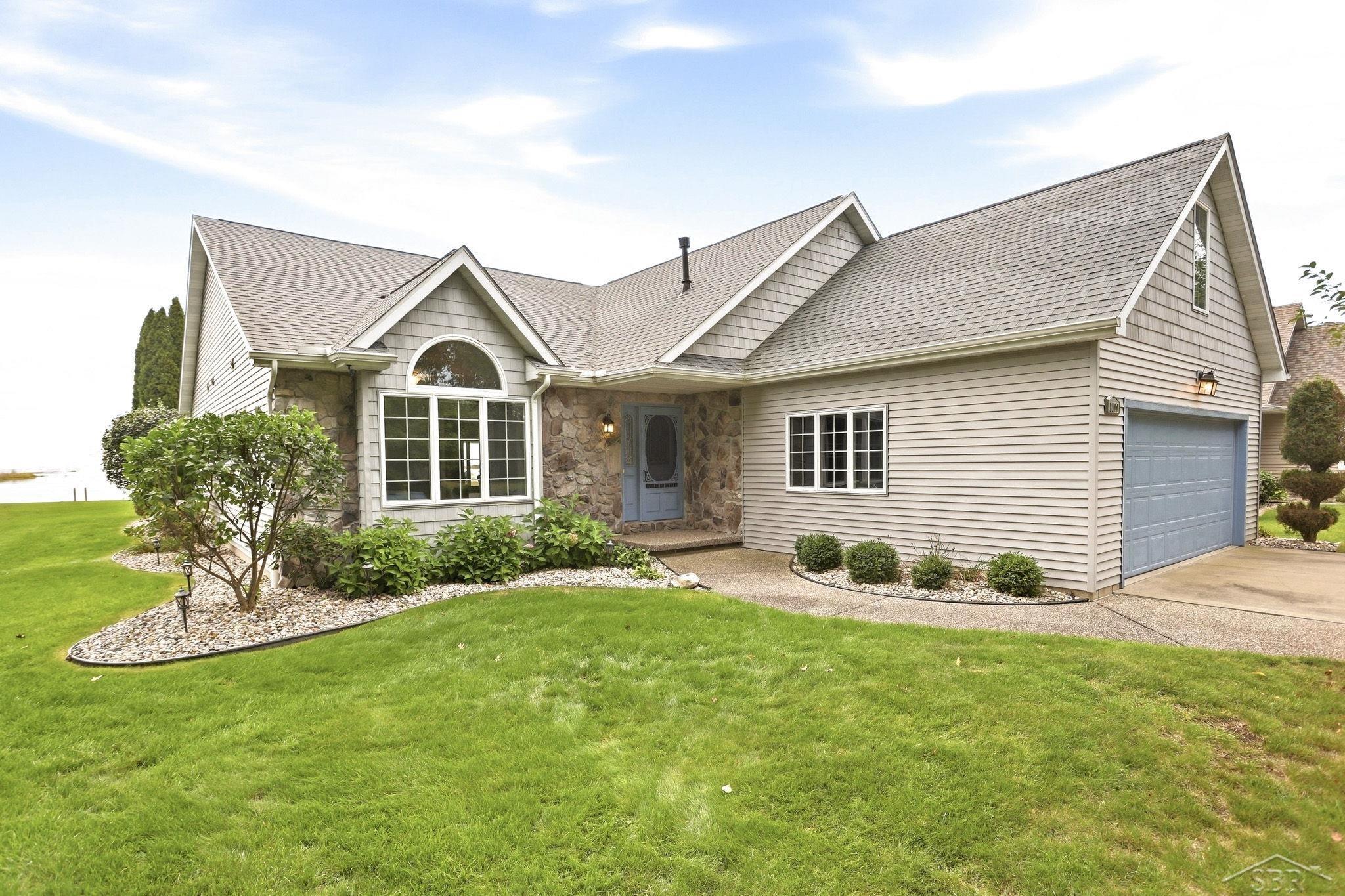 1100 Cove Court