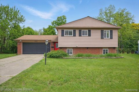 23850 Barfield Street Farmington City MI 48336