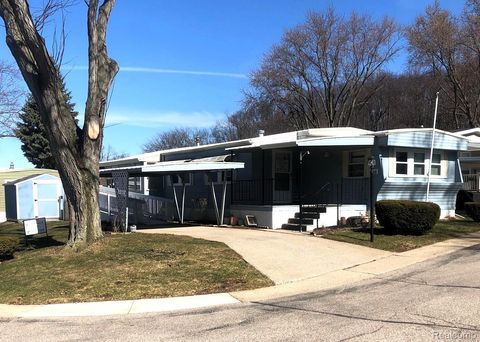 161 Spruce Drive Jonesville City MI 49250