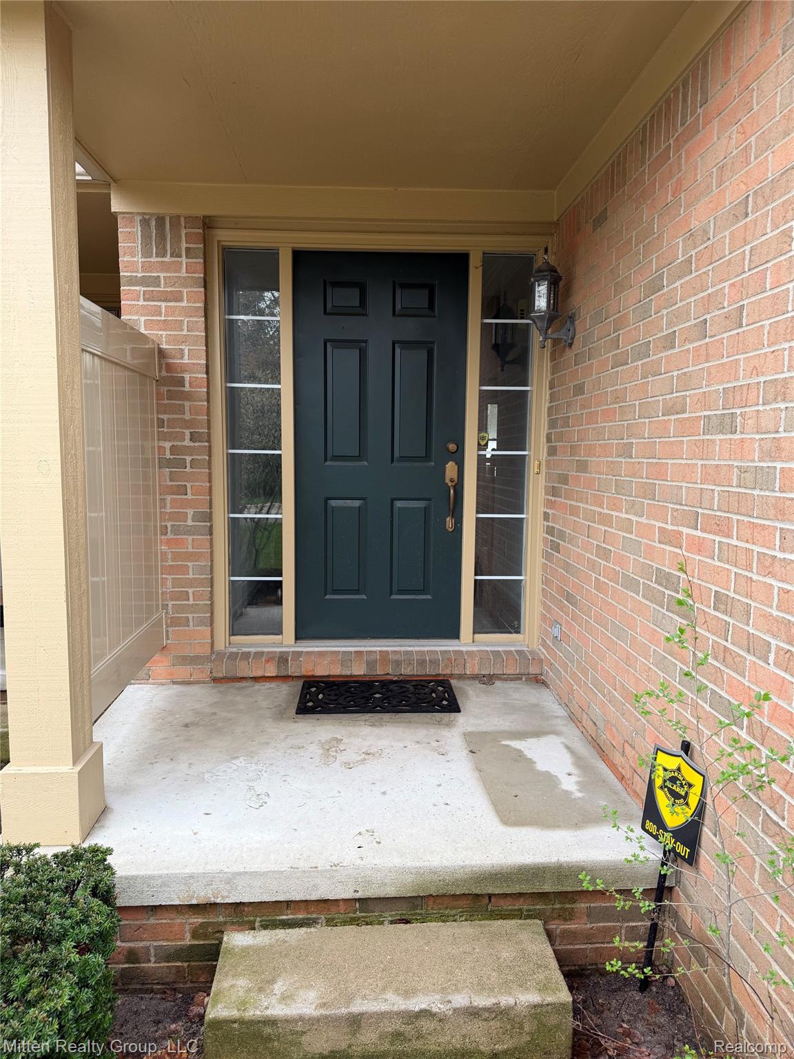 8025 Springdale Drive