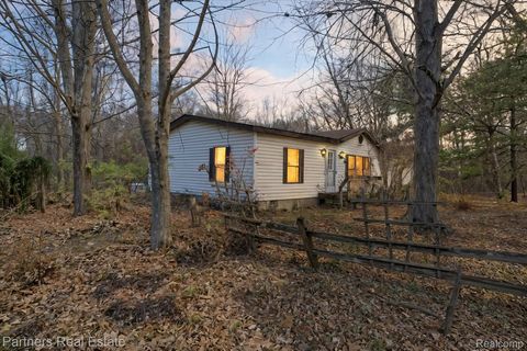 10836 Tuthill Road Green Oak Township MI 48178