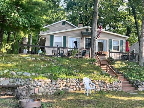 5701 Head Lake Road Hope Township MI 49058