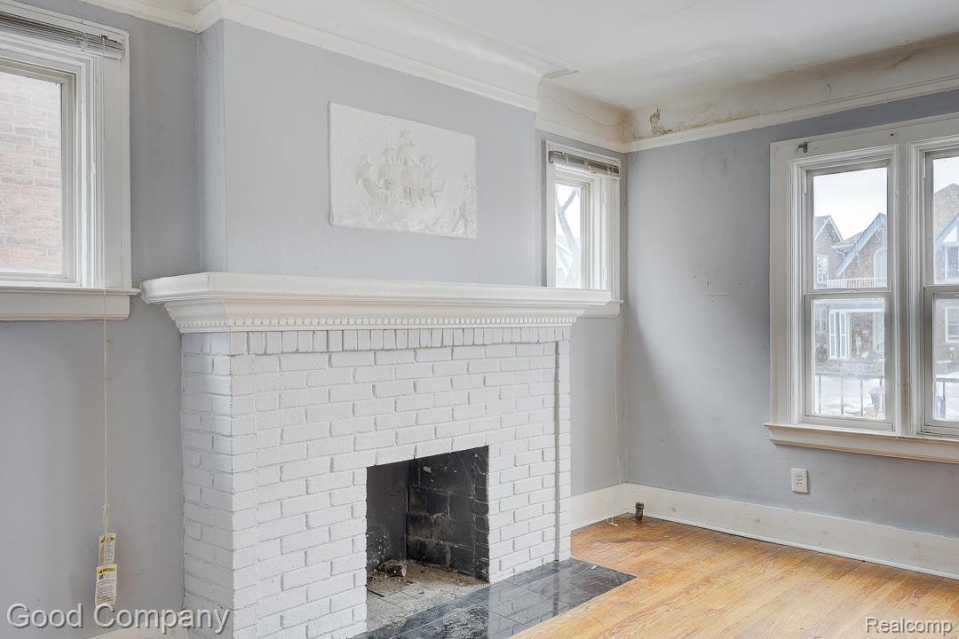 16194 Princeton Street