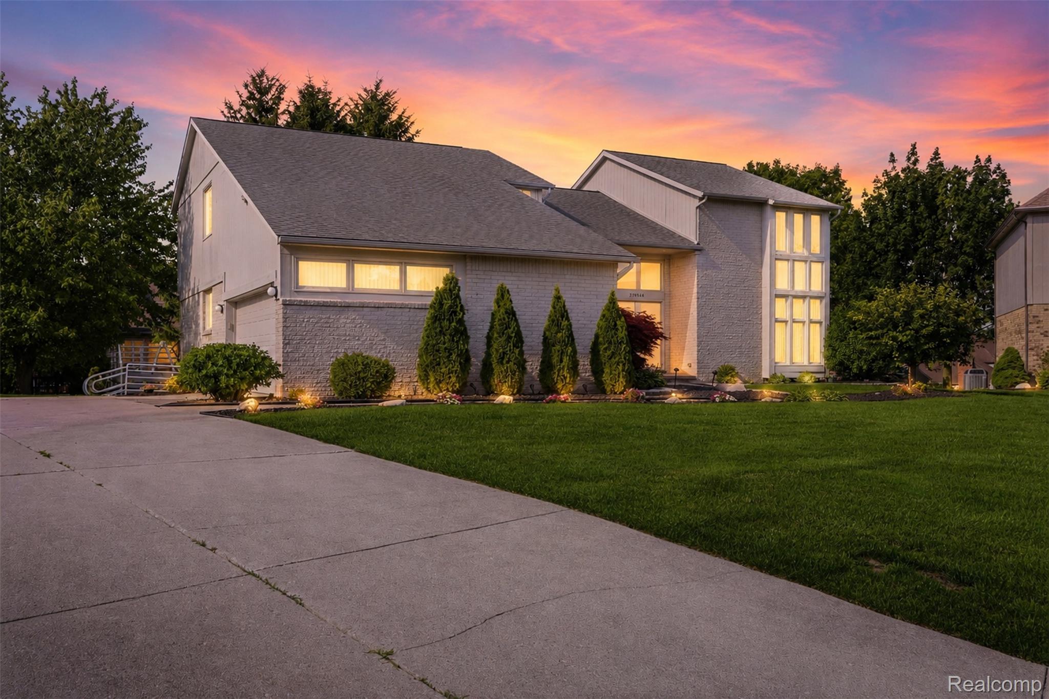 39044 Wilton Court