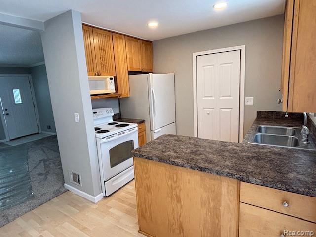 416 E Bernhard Avenue