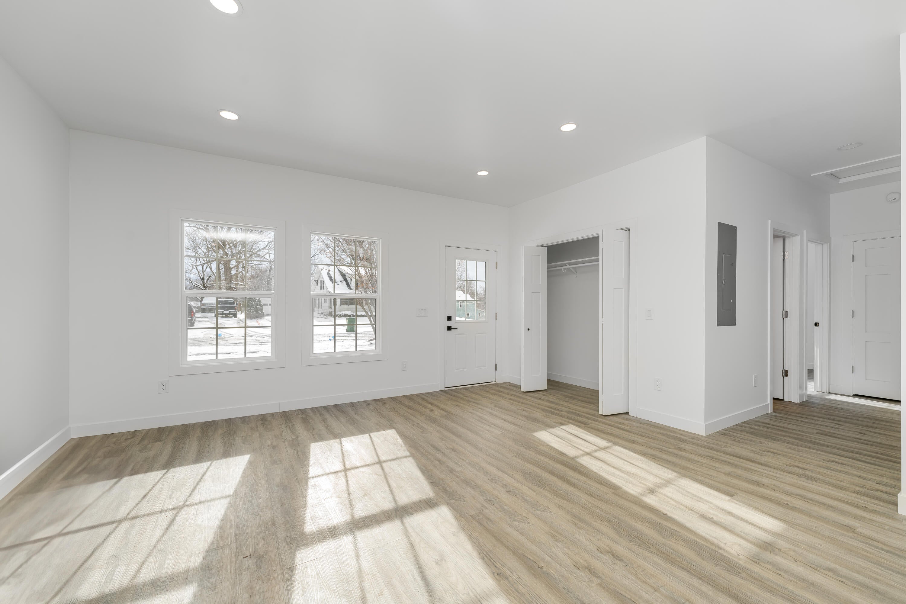 303 Middle Street