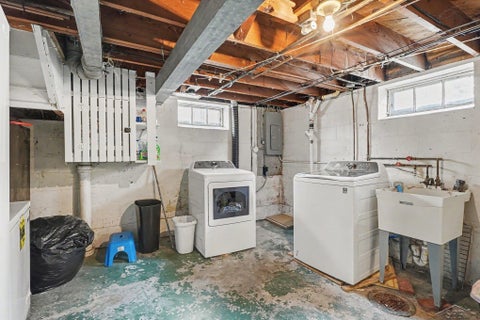 Tiny photo for 1919 Handley Street, Saginaw City, MI 48602 (MLS # 61050224757)