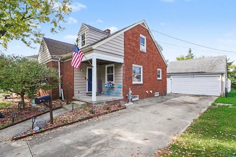 Tiny photo for 1919 Handley Street, Saginaw City, MI 48602 (MLS # 61050224757)