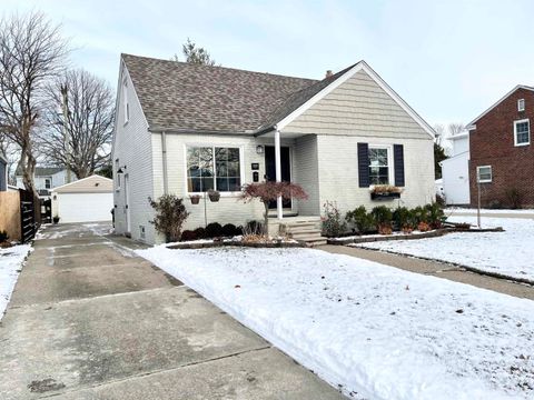 2230 Hawthorne Road Grosse Pointe Woods City MI 48236