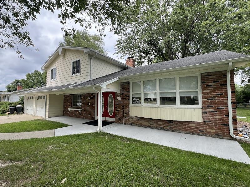 6090 Lancaster Drive