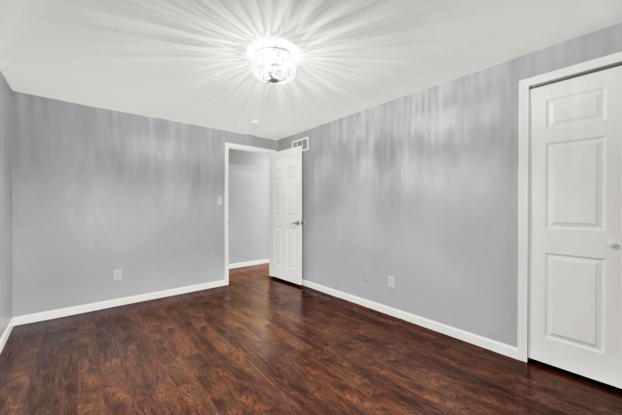 Sterling Heights City, Michigan 48310, United States, 4 Bedrooms Bedrooms, ,4 BathroomsBathrooms,Residential,Active,122338