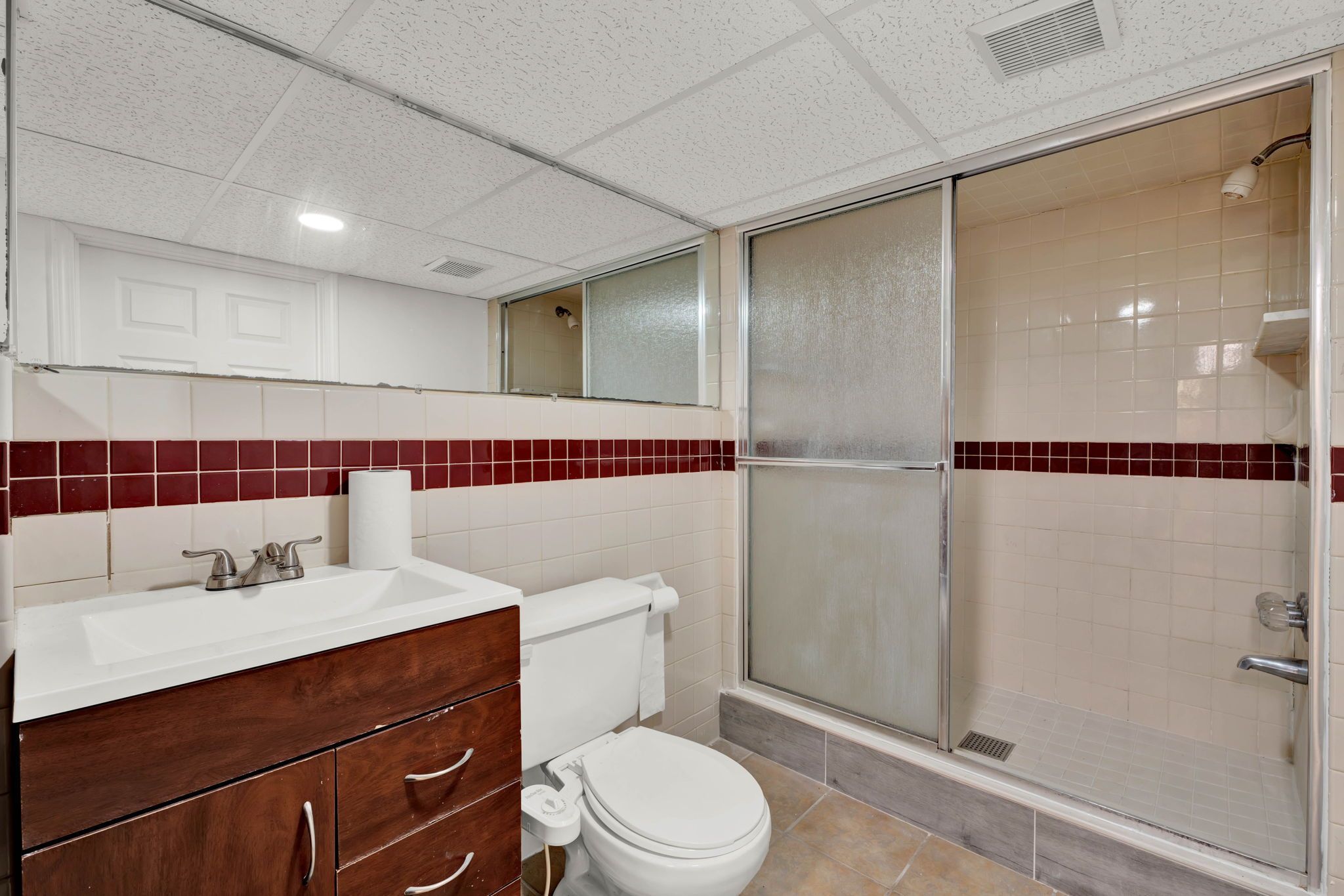 Sterling Heights City, Michigan 48310, United States, 4 Bedrooms Bedrooms, ,4 BathroomsBathrooms,Residential,Active,122338