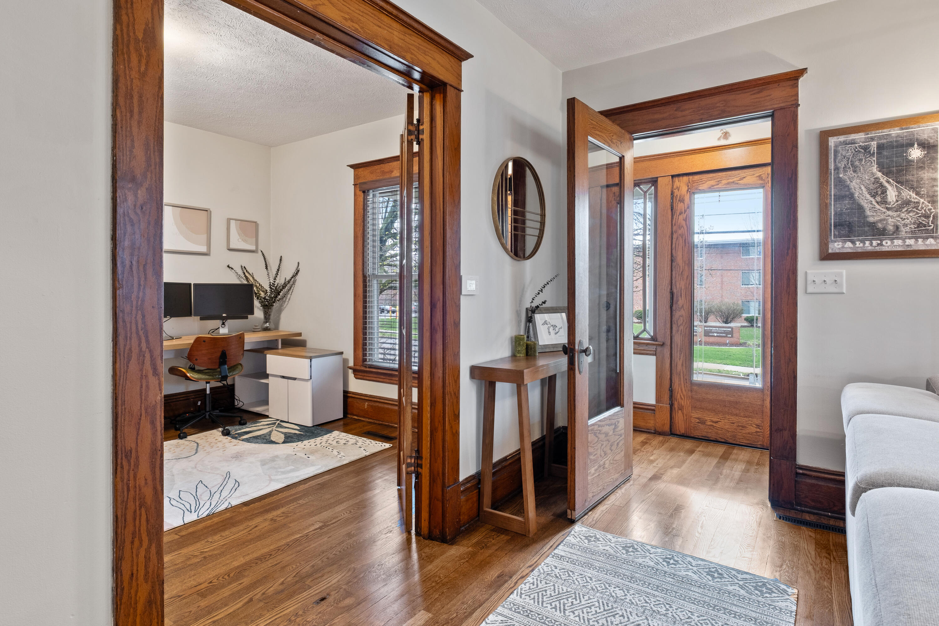 1443 Fulton Street E