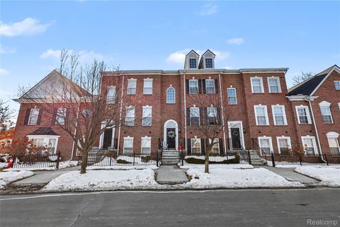 42843 Richmond Drive Sterling Heights City MI 48313