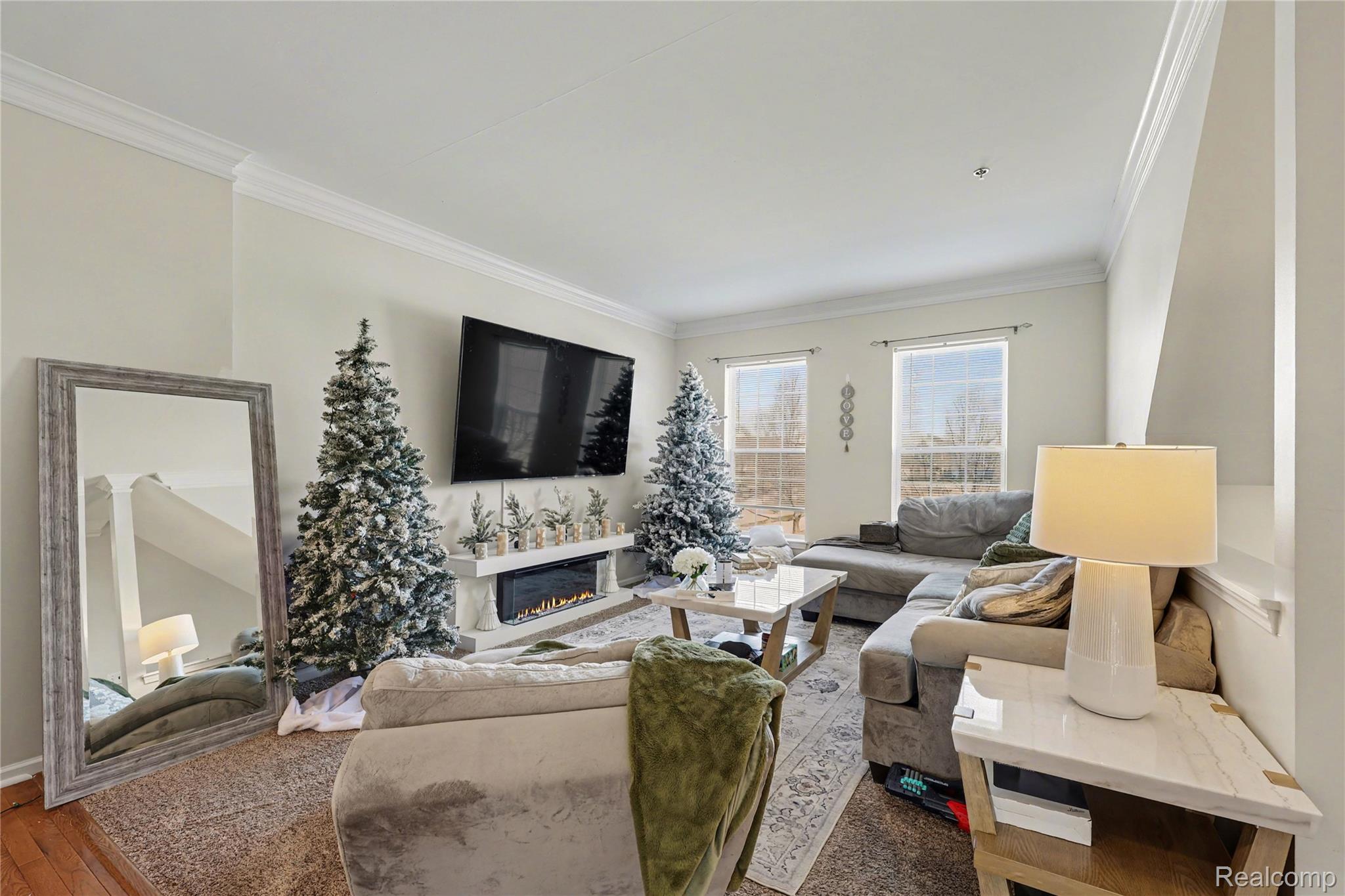 42843 Richmond Drive