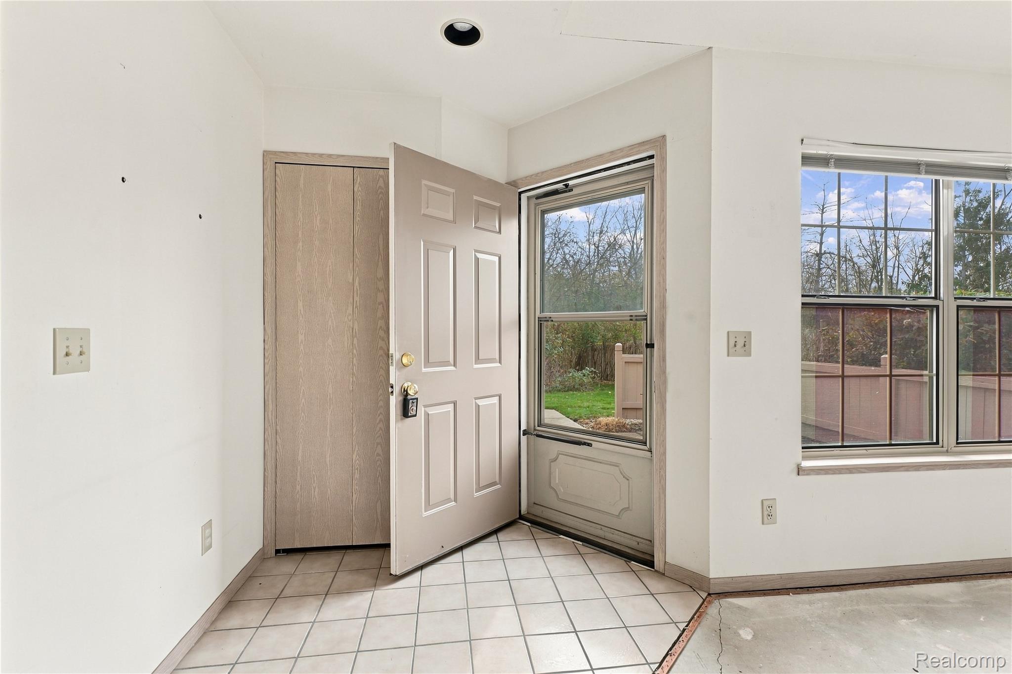 614 Perry Creek Drive 7