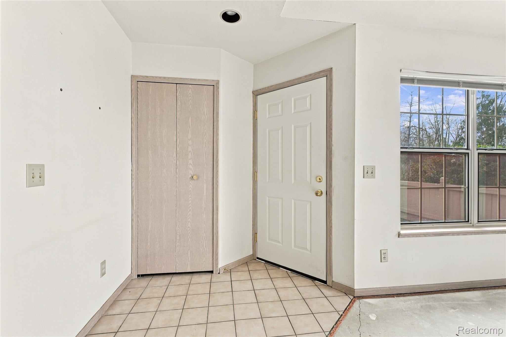 614 Perry Creek Drive 7