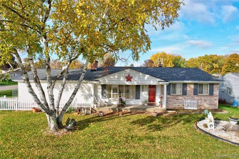 Photo of 4480 Cherrytree Lane, Flint City, MI 48507 (MLS # 20251050709)