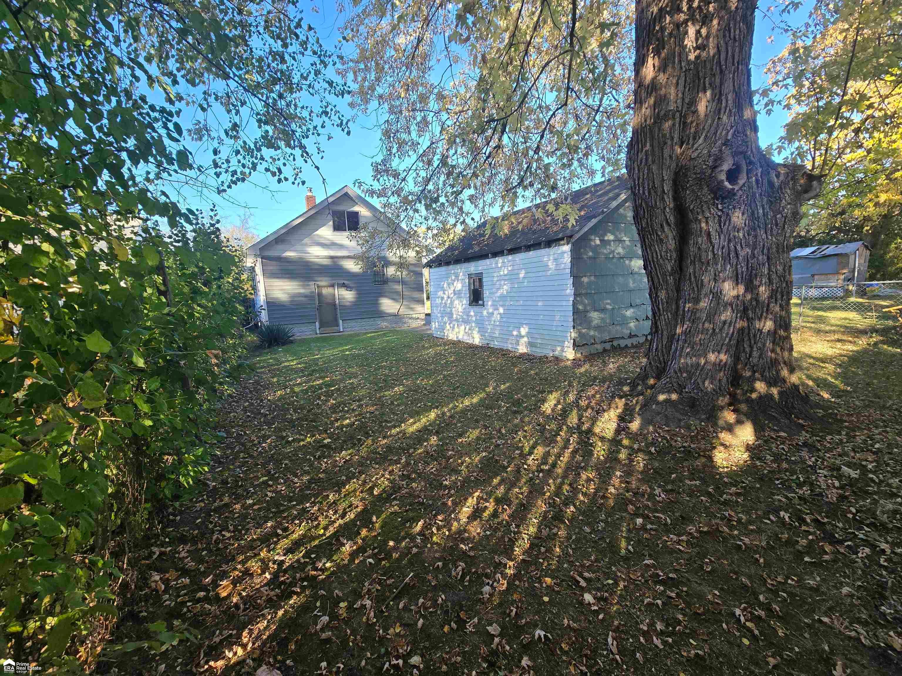 614 E Hobson Street